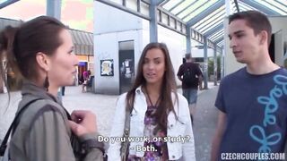 Amatőr zsenge pár pénzért kamatyol