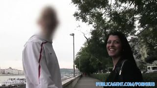 Magyar amatőr fiatal szuka pénzért reszel