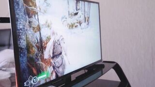 Gamer pipi konzolozás helyett kárót kap