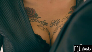 Anna Bell Peaks a tetkós kívánatos pina