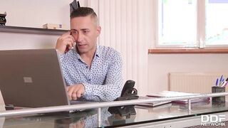 Sienna Day kettő hímtagot kap