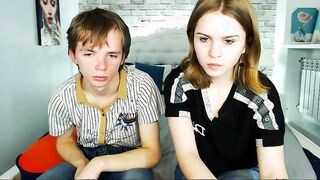 18 éves zsenge pár webkamera showja