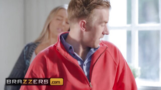 Brazzers - Petite Princess Eve és termetes kuki