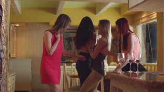 WOWGIRLS - Linda Sweet fenékbe kurelva