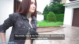 Public Agent - Tabitha Poison a kitetovált tinédzser vagina