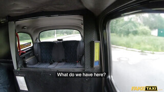 Fake Taxi - Fiatal szuka jól cumizza a taxist
