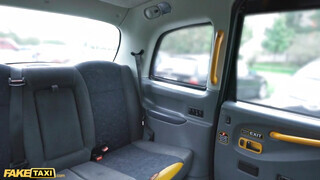 Fake Taxi - Rubi Rico a forró vérű latin pipi