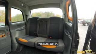 Fake Taxi - Tinédzser csaj és a gigantikus taxis pöcs