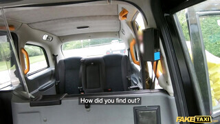 Fake Taxi - Mia Rose a maszkos hatalmas didkós tinédzser
