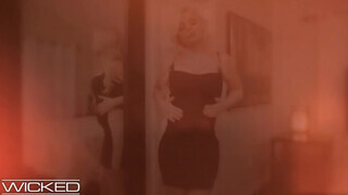 Wicked - Katy Jayne a szőrös vaginás milf