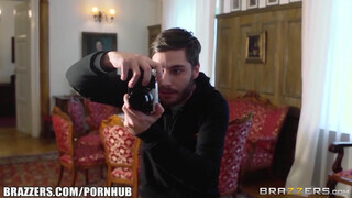 Brazzers - ha közösülni is akarsz a fotóssal