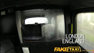 FakeTaxi - óriási tőgyes debella gádzsi a taxiban