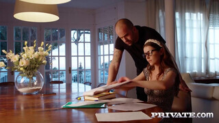 Private com - Sybil és Romy Indy megosztják a dákót