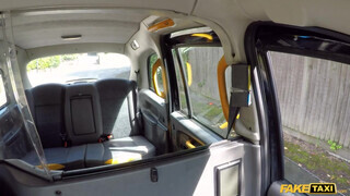 Fake Taxi - Zsenge maca kúr a taxiban