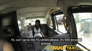 FakeTaxi - Kiki Minaj barna cuncija megkettyintve