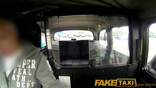 FakeTaxi - Kiki Minaj a csöcsös csoki nőci