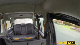 Fake Taxi - Cassie Del Isla a tüzes francia csajszi