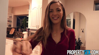 PropertySex - a famer megbassza az ingatlanos bigét
