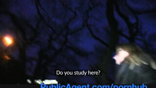 PublicAgent - Violette Pure a iskolás fiatal
