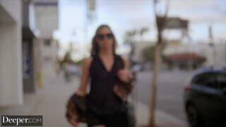 Deeper - Kenna James és Avery Cristy édeshármasban kettyintenek