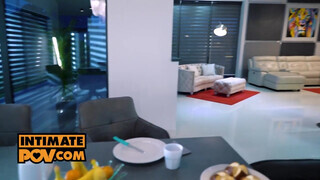 POV - Tiffany Tatum kora reggeli kettyintése