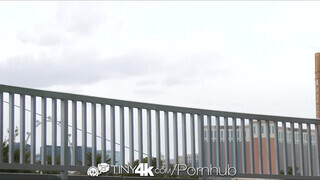 4K HD - Jenna J Ross a sportos zsenge lány