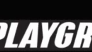 DIGITALPLAYGROUND - Nicolette Shea a bögyös gádzsi lovagol