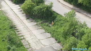 Public Agent - Jenny Doll bekapja a méretes kukit
