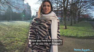 Public Agent - Lena Coxx kiborotvált cuncija megkúrelva