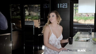PrivateBlack - Anna Polina a termetes cickós tinédzser nőci