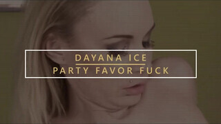 Dayana Ice muffja bekúrva
