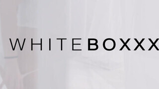 WhiteBoxxx - Zazie Skymm seggbe is szereti