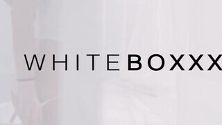 WHITEBOXXX - Francys Belle a hatalmas tőgyes csajszi