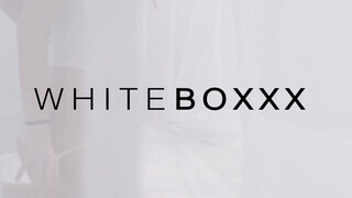 WhiteBoxxx - Oxana Chic lyuka megkúrva