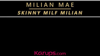 Milian Mae kényezteti magát