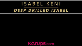 Isabel Keni megkúrelva gigászi dákóval - Karups