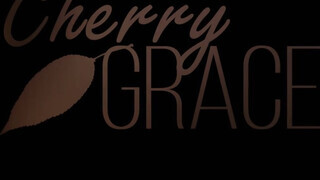 Cherry Grace a hatalmas seggű nőci