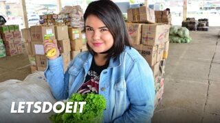 Túlsúlyos dél amerikai milf vaginája mélyen megdöngetve xiomarától