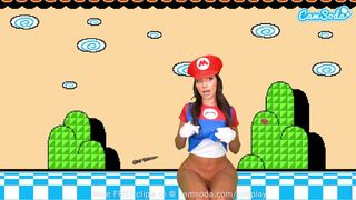 Sisi Rose méretes popós cosplayje super mario makerben nuni squirt órással