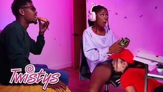 Twistys sztárjai, Hazel Grace és Rissa May forró lesbi kalandja hatalmas mellekkel és cuni nyalással